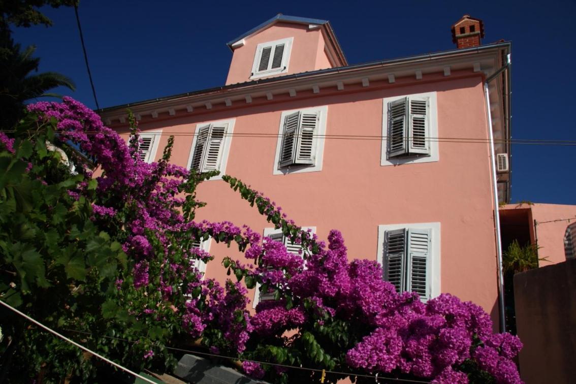 Apartments By The Sea Mali Losinj Veli Losinj Exterior photo